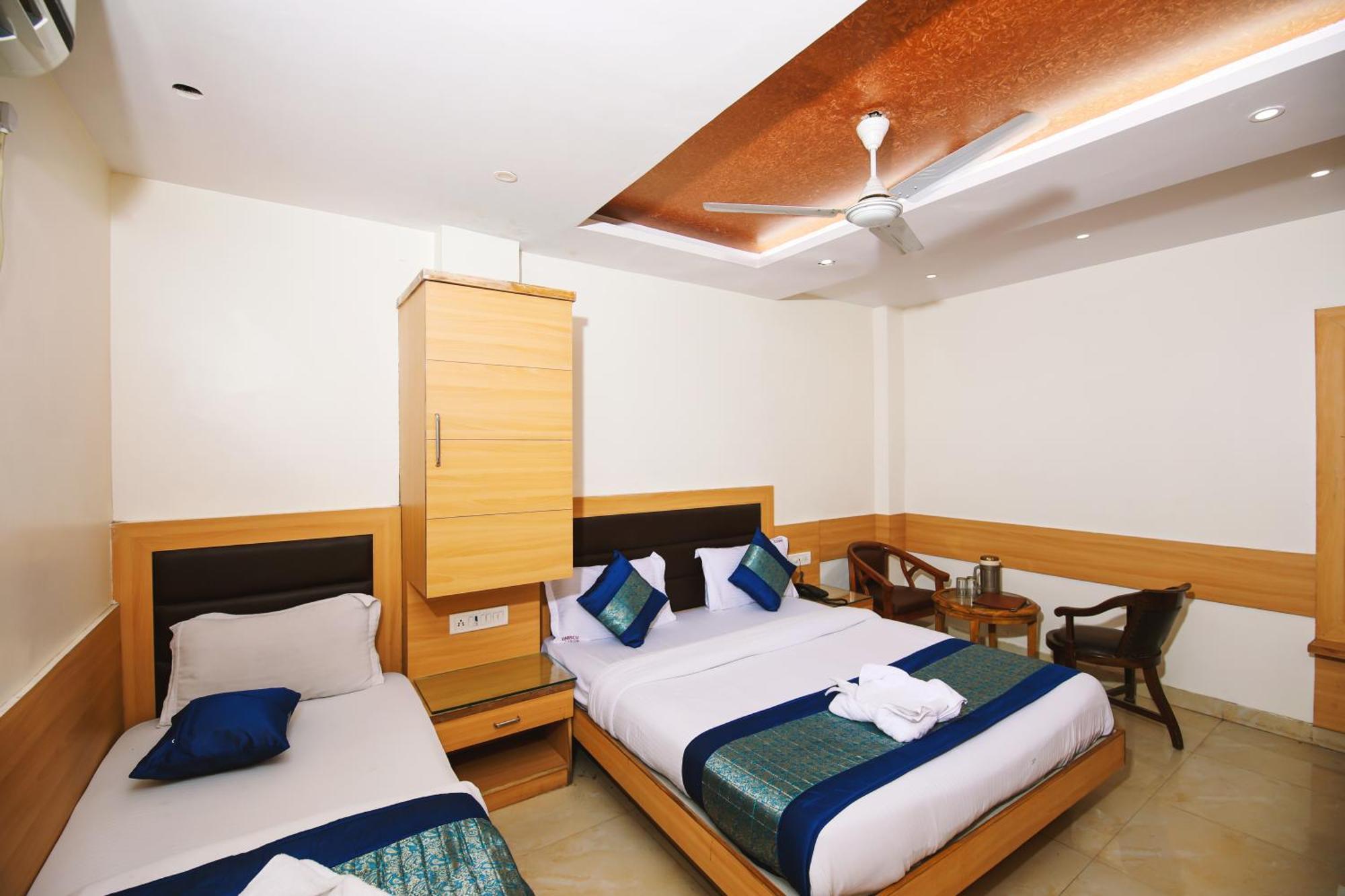 Hotel Lav Kush Dx Near Railway Station 3*