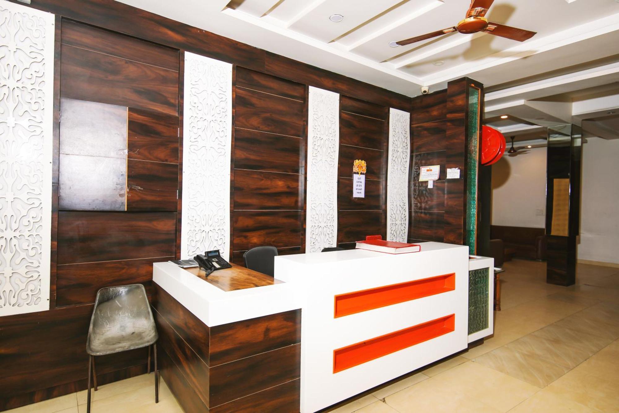 Lav Kush Dx Near Railway Station Hotel New Delhi