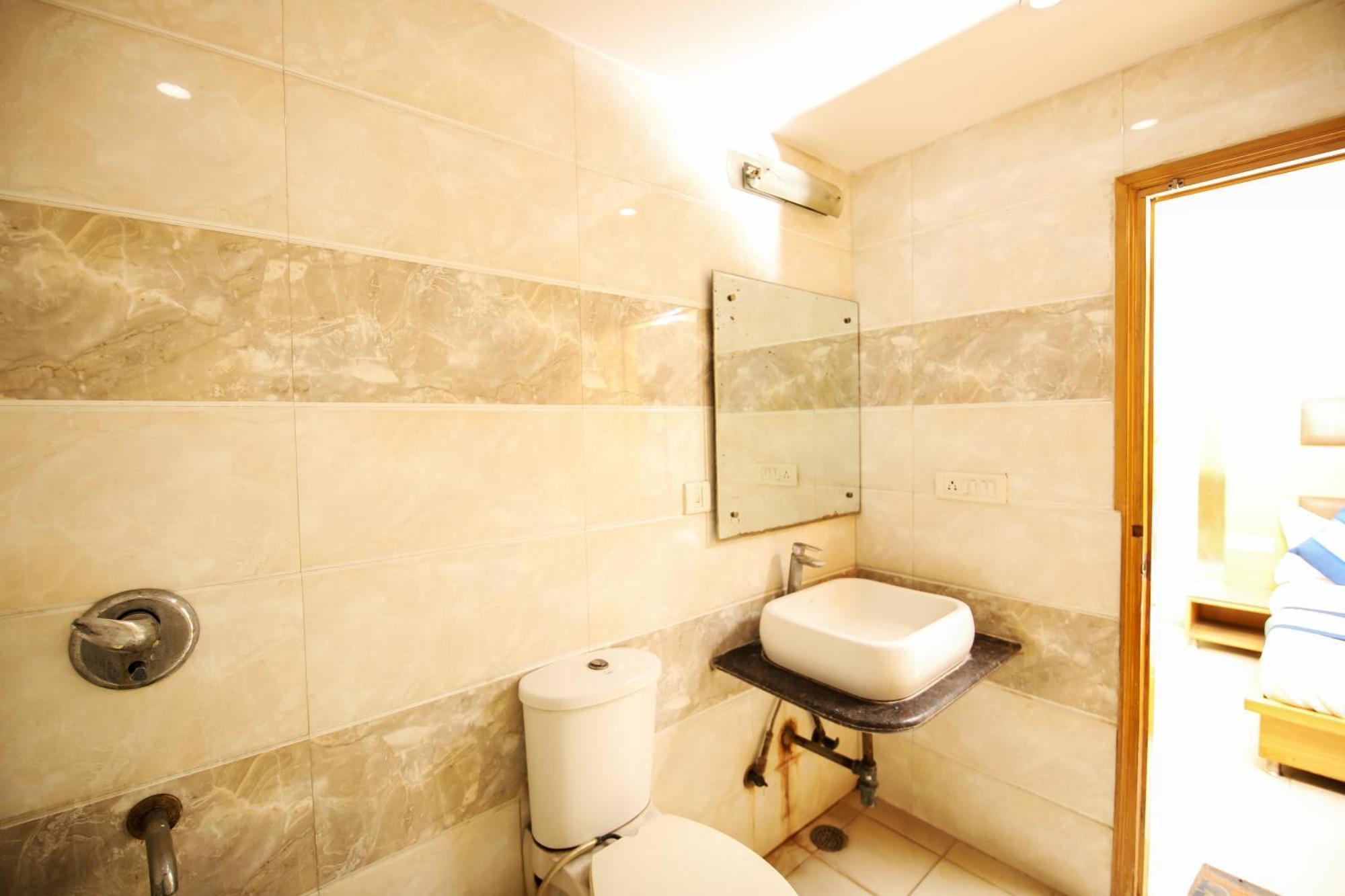 Lav Kush Dx Near Railway Station 3* New Delhi
